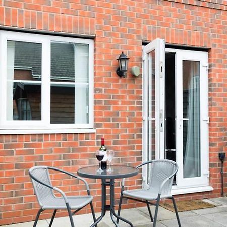 Walsall Group Accommodation Exterior photo